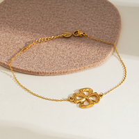 Bracelet fleur trèfle à quatre feuilles creux en or 18 carats Bracelet simple floral Cadeau de demoiselle d'honneur meilleur ami Bracelet porte-bonheur
