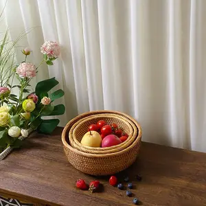Niseven cesta de frutas tecida à mão rústica redonda para armazenamento de lanches, cesta de pão e rattan para mesa