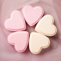 Bombes de bain pétillantes bio faites à la main Aromathérapie relaxante pour enfants bébés Vegan Luxe Vente en gros Spa Bain moussant Design en forme de cœur