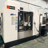 Centre d'usinage vertical CNC 3 axes haute rigidité avec broche BT40 pour pales d'hélices de moteurs aéronautiques et hélices marines VMC-V855