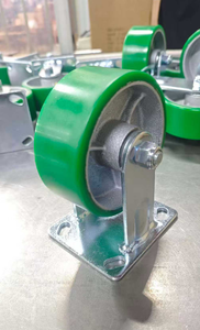 Roues à roulettes en aluminium à noyau en PU de 6 pouces, robustes et durables, couleur personnalisée, style cric en acier OEM - Product Image 4