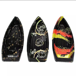 Vente en gros de boîte à <span class=keywords><strong>sushi</strong></span> jetable en plastique en forme de bateau de qualité alimentaire avec couvercle transparent pour servir des repas Dessert <span class=keywords><strong>Sushi</strong></span> - Product Image 2