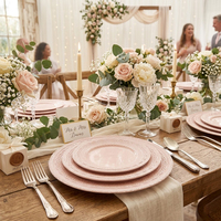 Assiettes de présentation élégantes en dentelle rose pour mariage, vente en gros, service de vaisselle en céramique rose blush, assiette de dîner ronde en porcelaine gaufrée