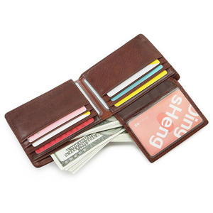 กระเป๋าสตางค์แบบสั้น Royal Bagger RFID Blocking สำหรับผู้ชาย หนังวัวแท้ พร้อมสลักชื่อฟรี  ใส่บัตรได้ ดีไซน์วินเทจเท่ๆ - Product Image 4