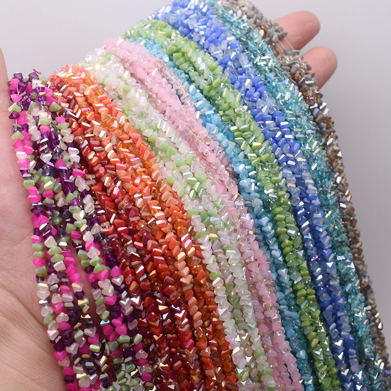 New Color 4mm 122pcs Triangle Crystal Glass Beads Charm Red Pink Loose Beads Jewelry Making DIY Earring Necklace China