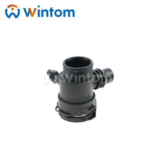 Junta de plástico con brida de agua 17127624029 para <span class=keywords><strong>BMW</strong></span> - Product Image 1