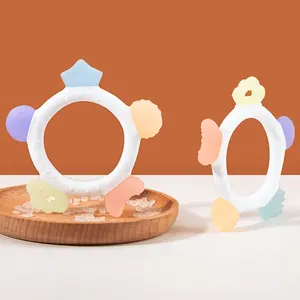 BPA Free Food Grade Anel Teething Brinquedos Custom OEM Estrelas Forma Silicone Baby Chewing Teether para Toddles