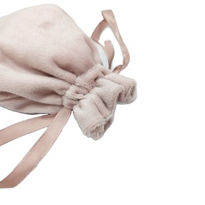 Vente en gros de petits sacs en velours, pochettes personnalisées avec cordon de serrage, sacs d'emballage pour bijoux - Product Image 5