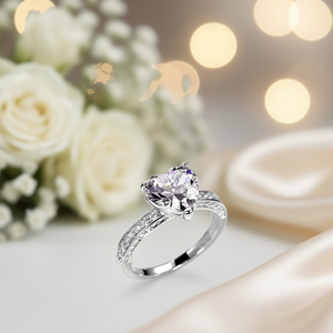 Anello di Fidanzamento Romantico con Diamante Taglio Cuore per Donne in Oro Bianco con Diamanti Naturali Colore G Certificato F516 - Product Image 2