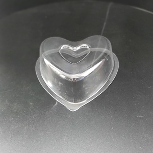 Plateau jetable en plastique transparent, forme de cœur, pour nourriture, chocolat, 50 unités - Product Image 3