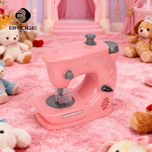 Macchina da Cucire Giocattolo BRIOGE Rosa in Plastica per Bambini, Giochi di Ruolo, Senza Batteria - Product Image 6
