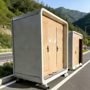 Toilettes portables en structure acier avec douche, faciles à déplacer, salle de bain mobile extérieure, design durable et écologique - Product Image 2
