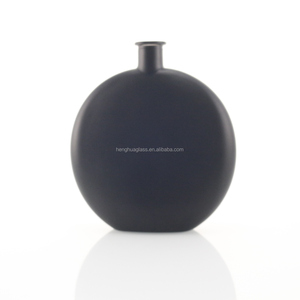 16oz Matte thủy tinh màu đen rượu chai 500ml phẳng hình tròn Gin chai thủy tinh trống hình dạng dầu ô liu chai chất lỏng container - Product Image 4