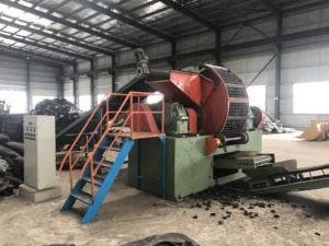Double Groove Roller Tyre Crusher / Tire <strong>Shredding</strong> Machine / <strong>Rubber</strong> Grinding Mill - Product Image 4