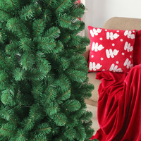 Realistischer schlanker Kiefer-Weihnachtsbaum mit vorinstallierten warmweißen Lichtern, schmaler künstlicher Weihnachtsbaum