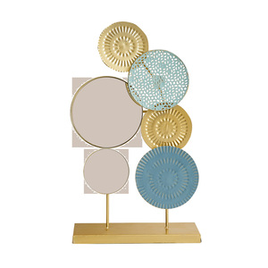 Nordische Blumen Metall Wanddeko – Moderne Goldakzente Kunst für Schlafzimmer und Wohnzimmer – Luxuriöse Hängende Wohnaccessoires - Product Image 5