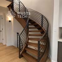 Escalier Courbé Sur Mesure Haut de Gamme pour Villa de Luxe – Projet d'Ingénierie Direct Usine