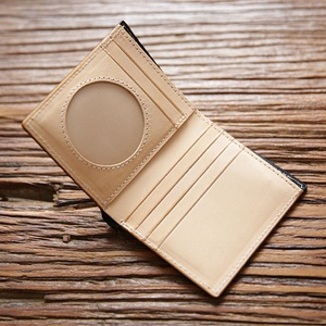 Italian Vegetable Tanned Leather Wallet Custom Slim Minimalist Card Holder Leather Men Wallet - Product Image 4