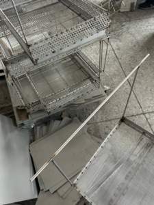 Équipement de <span class=keywords><strong>nettoyage</strong></span> par ultrasons commercial de 31 L pour le dégraissage et le <span class=keywords><strong>nettoyage</strong></span> de surface des pièces métalliques industrielles - Product Image 4