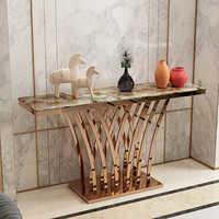 Console de luxe moderne en acier inoxydable doré avec plateau en marbre, mobilier de designer classique pour hall d'entrée, hôtel, maison et villa