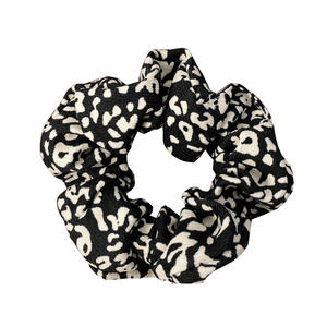 <span class=keywords><strong>Pl</strong></span> Groothandel Franse Vintage Dot Scrunchies Zwart Wit Gestreepte Darm Haarband Accessoires Voor Vrouwen Meisjes - Product Image 5