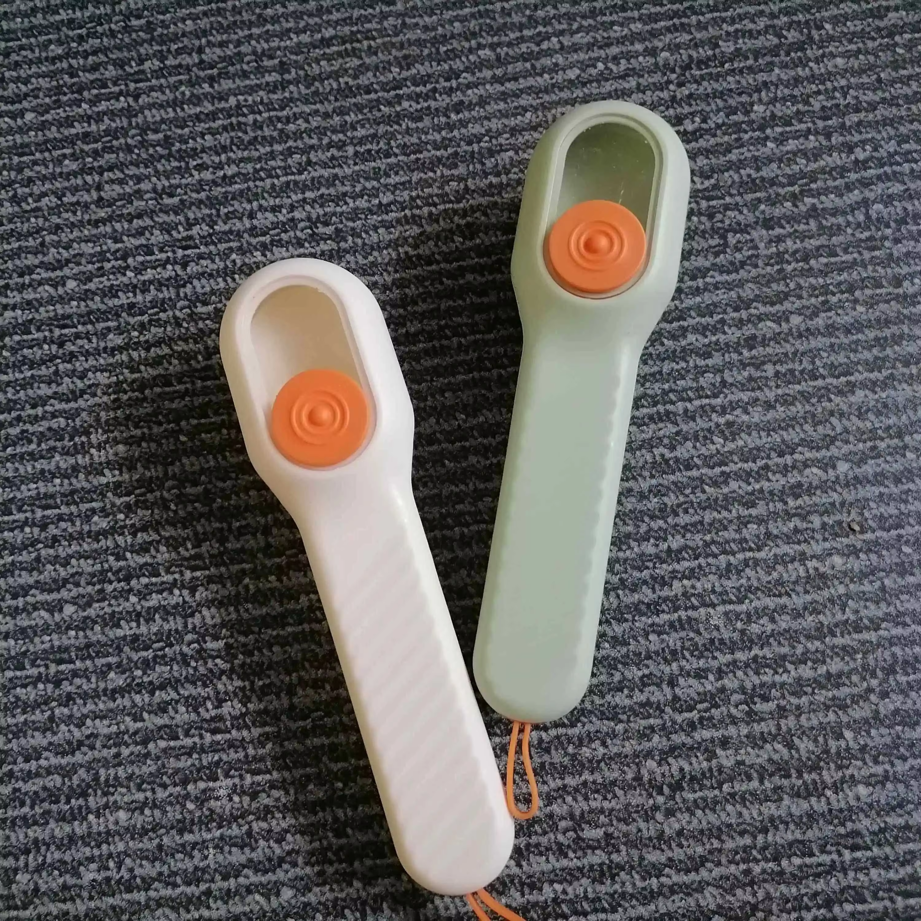 สีที่กำหนดเอง