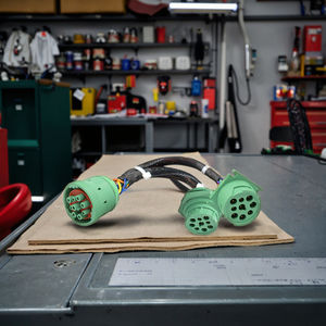 Изготовленный на заказ Зеленый J1939 9P разъем штекер-Женский Y кабельный жгут для грузовиков ПВХ изоляционный материал - Product Image 4