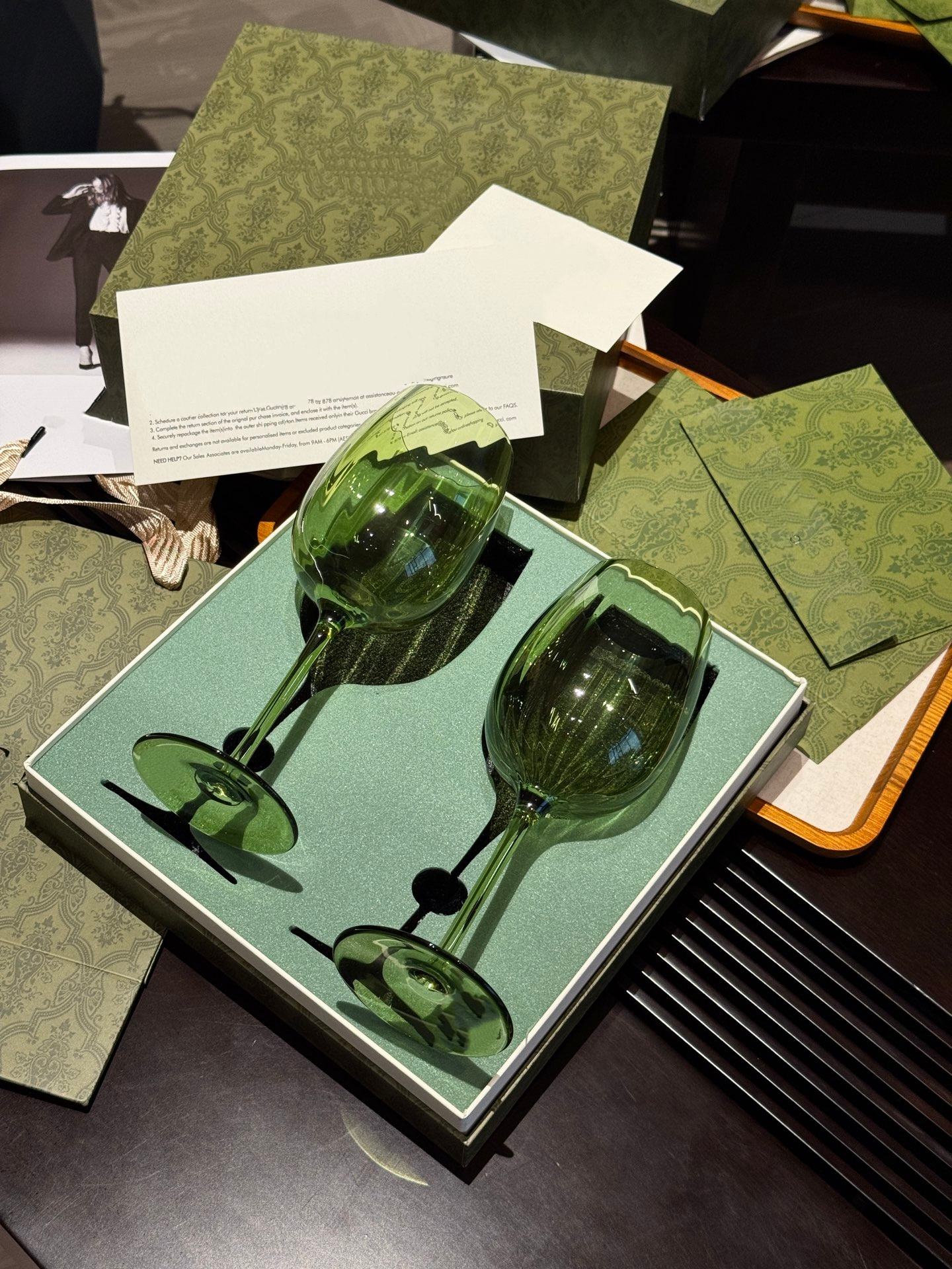 สีเขียว