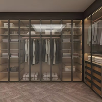 Système de garde-robe modulaire MILAN personnalisable, style Mid-Century Modern, avec portes coulissantes Shaker en bois, pour hôtel, villa, chambre principale