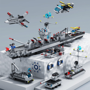 Set de Construcción de Portaaviones 9166, 727 Piezas, Juguete Educativo de Buque de Guerra para Edades de 8 a 13 Años - Product Image 1