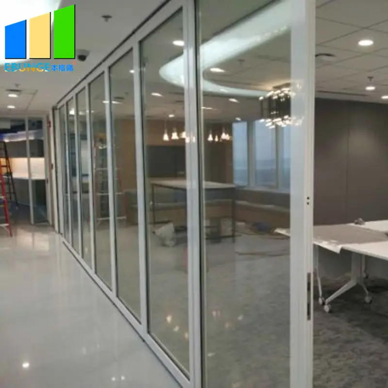 방음 산업 사무실 가구 모듈 Frameless 12Mm 부드럽게 한 유리벽 사무실을 위한 유리제 칸막이벽 사무실