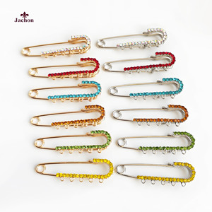 Женская брошь с 5 петлями - Product Image 3