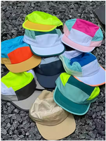 Gorro de Correr Moderno de 7 Paneles con Visera Suave, Gorra de Campo en Blanco, Fabricante de Gorras con Logotipo Personalizado, Multicolor, Secado Rápido, Visera Plana