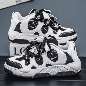 Nouvelles Chaussures Décontractées pour Hommes 2025 – Baskets Sportives en Cuir à Plateforme Épaisse, Style Skateboard, Idéales pour la Marche et l'École - Product Image 1