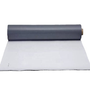 2025 Vente chaude PVC Toits extérieurs Couverture de pluie Style Design industriel Toit plat Membrane Feuille de <span class=keywords><strong>caoutchouc</strong></span> Tuile <span class=keywords><strong>pour</strong></span> étang Application - Product Image 5