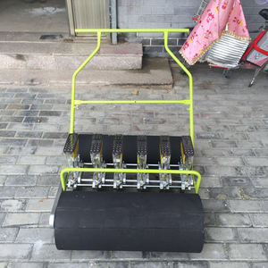 Machine à planter les <span class=keywords><strong>graines</strong></span> <span class=keywords><strong>d</strong></span>'<span class=keywords><strong>oignons</strong></span>, de radis, de choux et de carottes, aide agricole efficace - Product Image 1