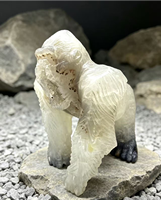 Figurine de gorille sculptée à la main en pierre naturelle de haute qualité, sculpture animale en cristal, décoration de bureau à domicile, objet de collection en pierre