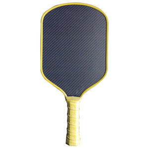 Pagaie de pickleball personnalisée en fibre de carbone-Construction thermoformée monobloc face en carbone brut pour le contrôle et l'alimentation Service OEM ODM - Product Image 4