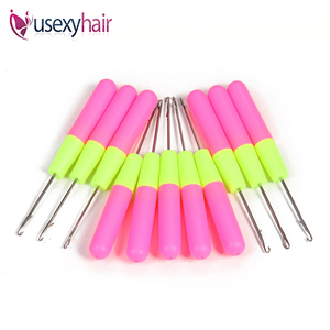 Aiguilles à crochet en <span class=keywords><strong>bois</strong></span> pour tubes en cuivre Euro Micro perles et micro anneaux en silicone outils d'<span class=keywords><strong>installation</strong></span> d'extension de cheveux - Product Image 2