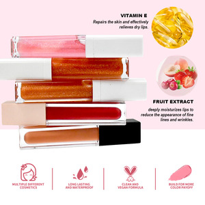 <span class=keywords><strong>Gloss</strong></span> Repulpant Personnalisable à Paillettes Scintillantes Nude Intense Volume Extrême à l'<span class=keywords><strong>Acide</strong></span> <span class=keywords><strong>Hyaluronique</strong></span>, Effet Liquide Épicé, avec Marque Privée - Product Image 3
