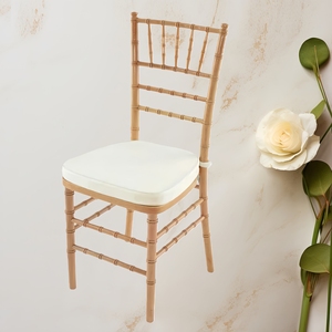 Silla Comercial Apilable Moderna y Resistente de Madera Maciza Chivary - Product Image 3