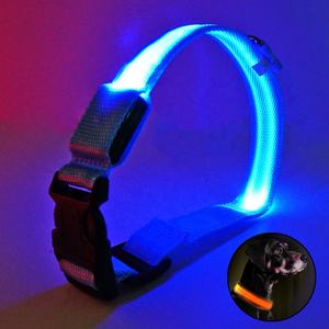 Usb Oplaadbare Led Gloeiende Kraag Voor Honden Luxe <span class=keywords><strong>Nylon</strong></span> Lichtgevende Knipperende Ketting Stijlvolle Nacht Veiligheidsvoorzieningen Kant - Product Image 3