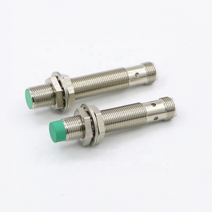 Capteur de proximité longue portée M12 TRDC12-4DN avec connecteur M12 - Product Image 3