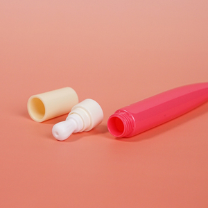 Logotipo personalizado 3ml 5ml 6ml 8ml 10ml Tubos de brillo de labios de plástico de colores Envase de bálsamo labial vacío para rubor Cosméticos Crema de lápiz labial - Product Image 5
