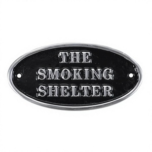 Plaque Murale Décorative Personnalisée en Métal Faite à la Main – La Plaque « THE SMOKING SHELTER » Résistante à la Rouille - Product Image 1