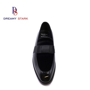 Chaussures de mariage et Richelieu en cuir véritable noir brillant de haute qualité, fabriquées à la main en Italie, avec logo personnalisé, marque originale - Product Image 4
