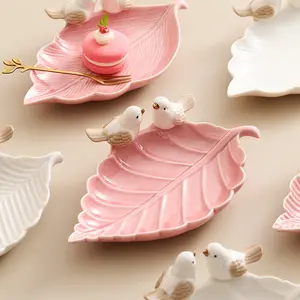 Handmade Ceramic Leaf Shape Plate Art Deco Style For Home Restaurant And Party For Jewelry Ornament Display