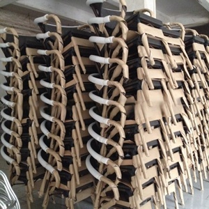 Ensemble de chaises et canapé empilables en aluminium imperméable au design français moderne avec table de salle <span class=keywords><strong>à</strong></span> manger de <span class=keywords><strong>jardin</strong></span> - Durable, portable, pour hôtel et restaurant - Product Image 4
