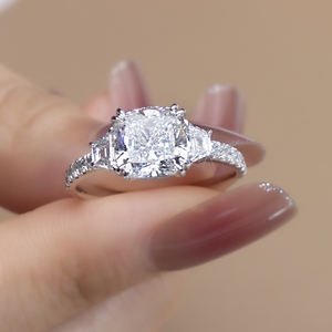 Bague en platine avec diamant taille coussin Messi Jewelry MSR-1359 pour femme - Product Image 4