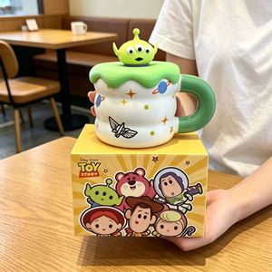 Taza de Cerámica <span class=keywords><strong>con</strong></span> Tapa de Figura 3D de Toy Story, Woody, Buzz, Alien, Textura de Crema Ondulada, Taza de Café, Taza de Agua, Taza de Desayuno, Caja de Regalo - Product Image 4